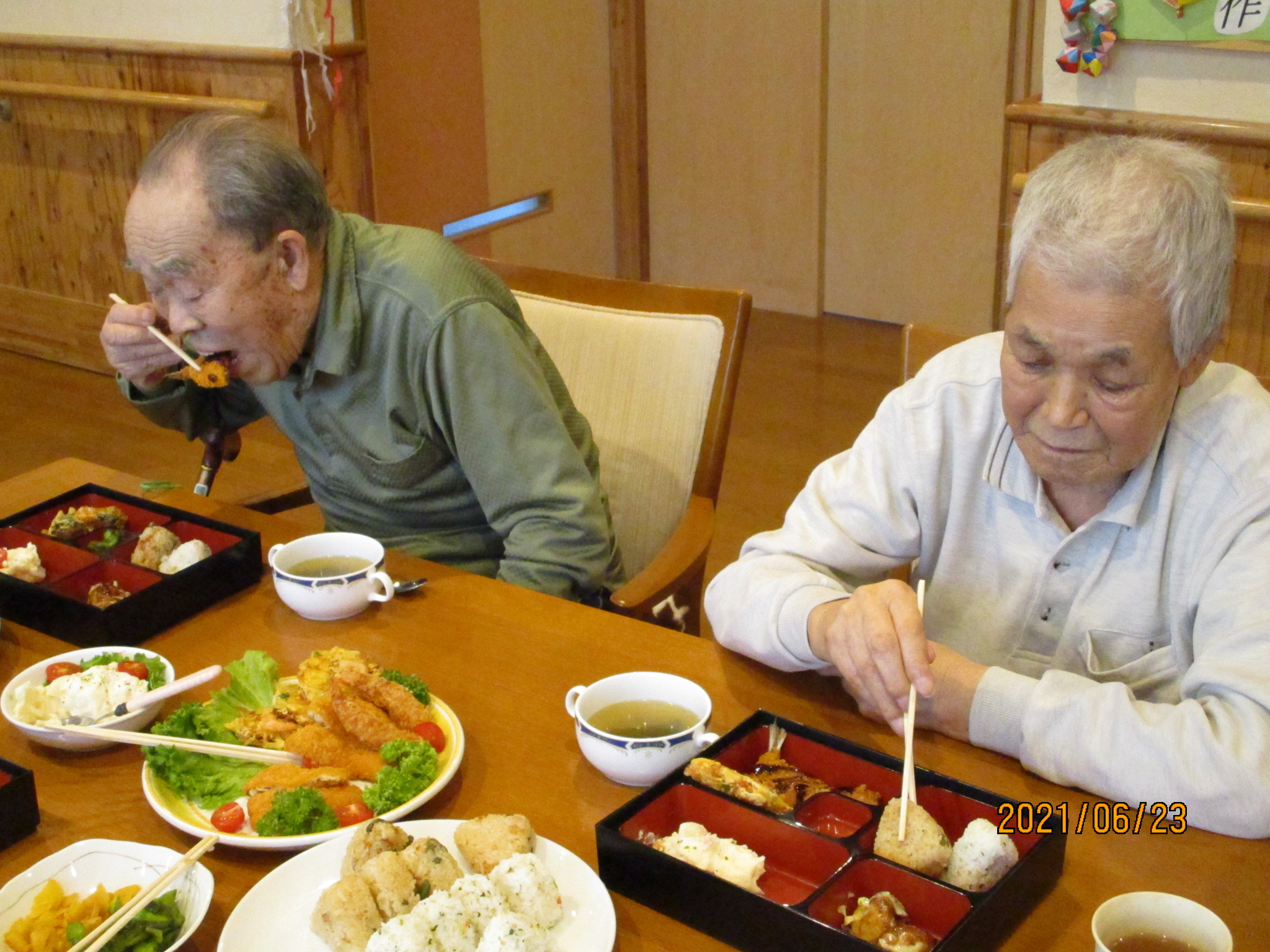 😋東１番地　バイキング行事😋