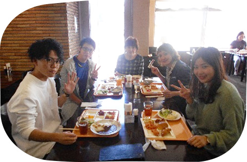 アパホテルにてランチ