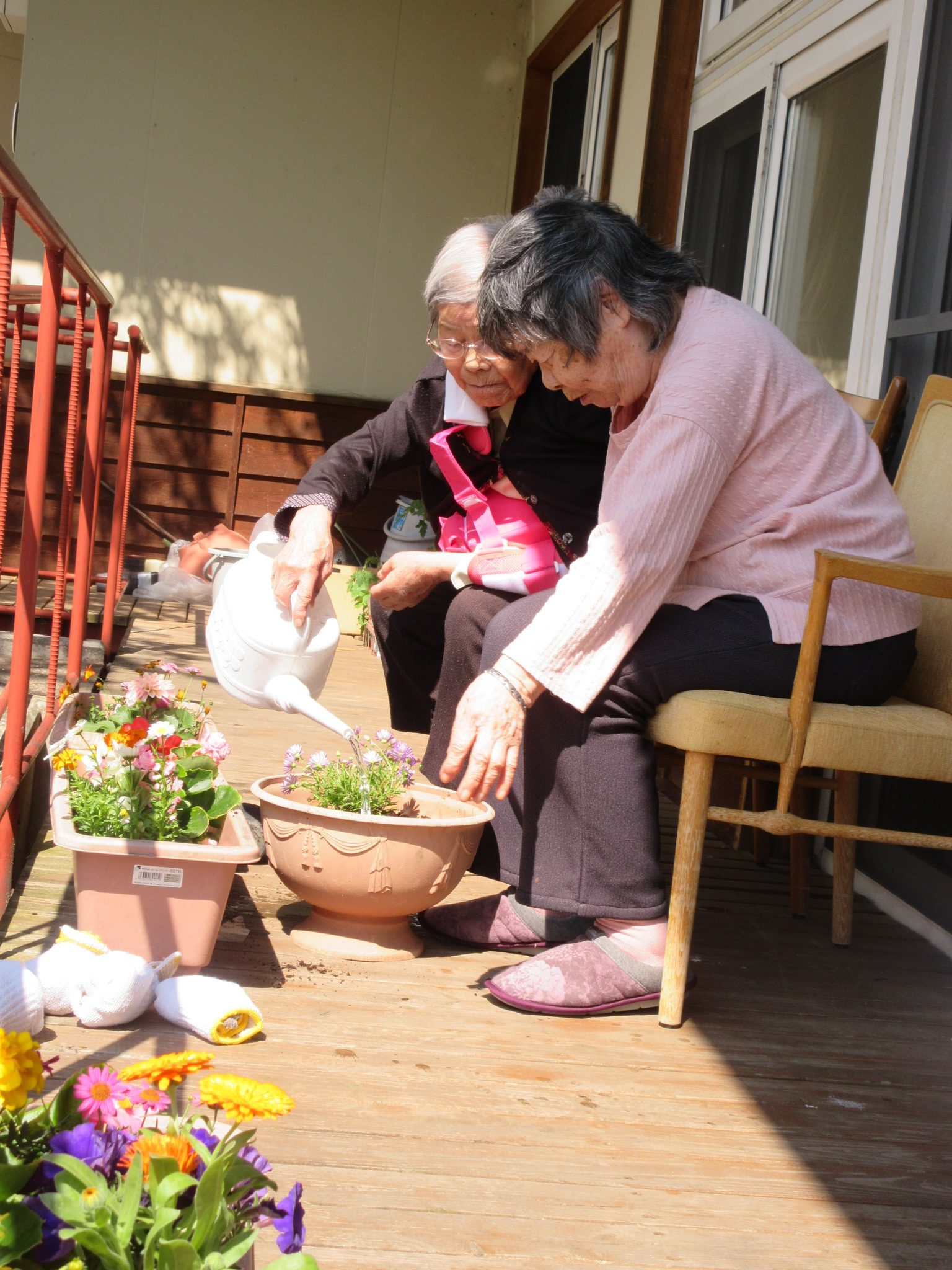 西2番地　西5番地　畑づくり・花植え